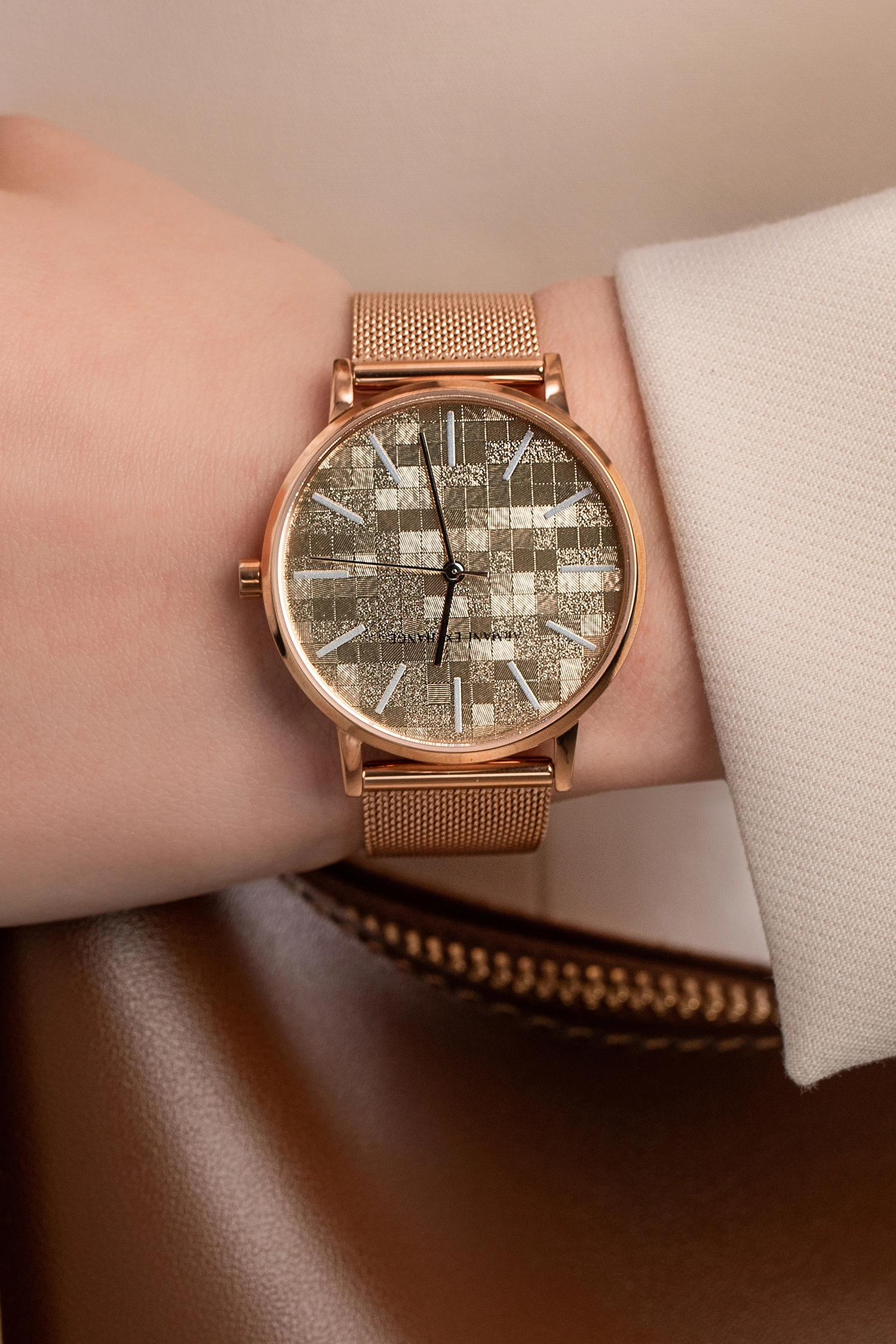 Armani Exchange  Կանացի  Ժամացույց/ AX5584