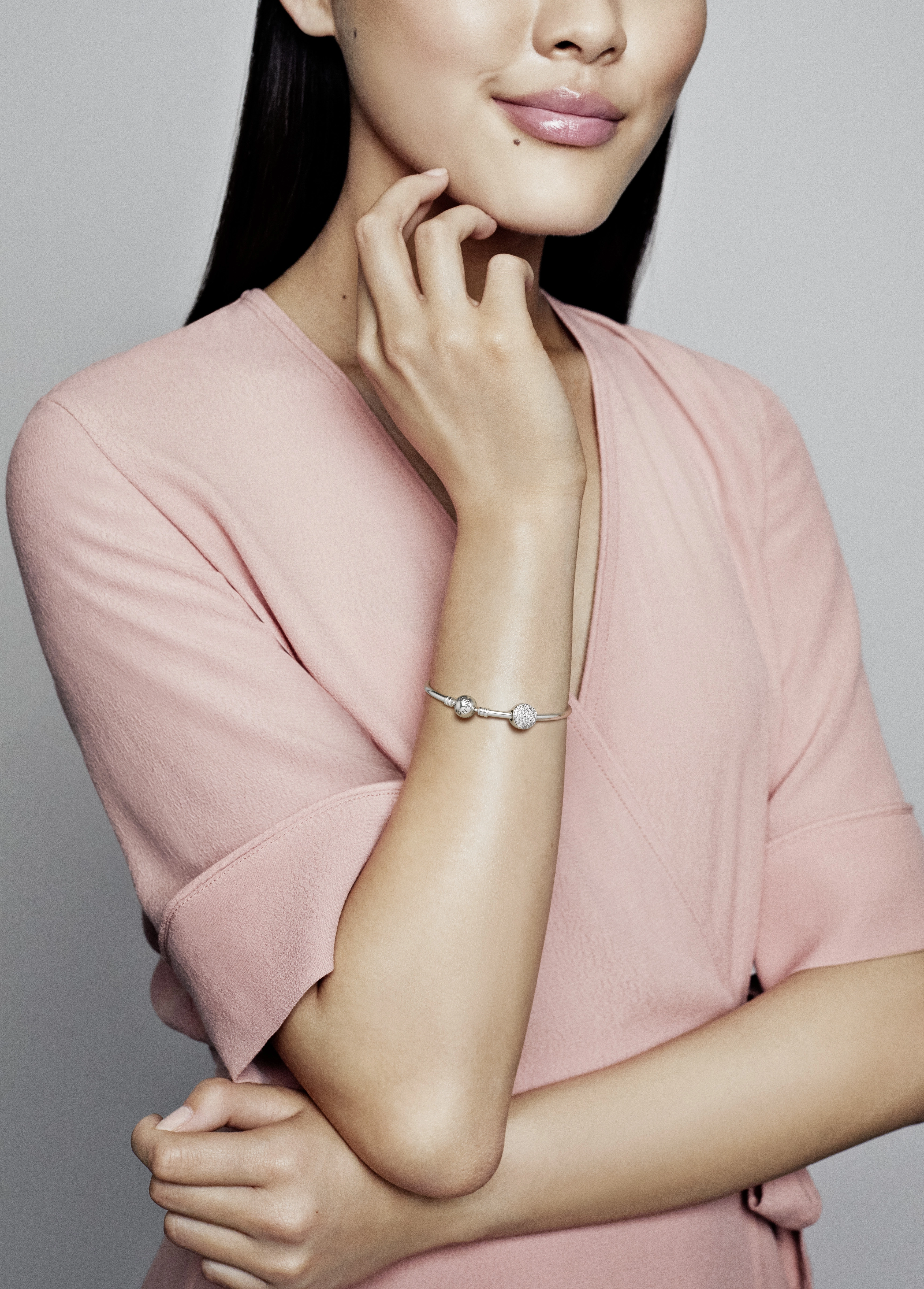 PANDORA Moments Silver Charm/ 797540CZ