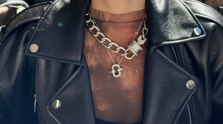 Vogue Արծաթյա Վզնոց / VOG09