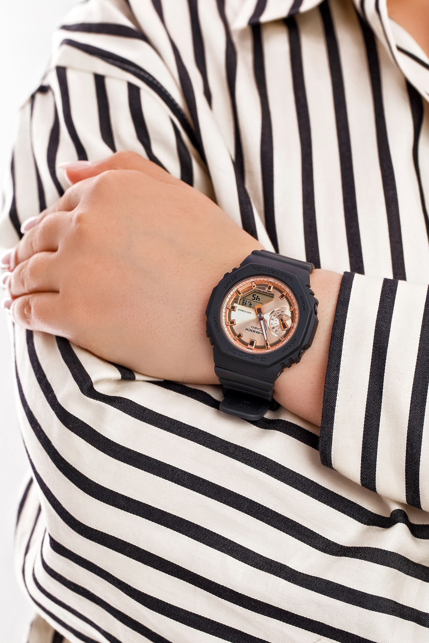 Casio G-Shock Женские Наручные часы/ GMA-S2100MD-1ADR