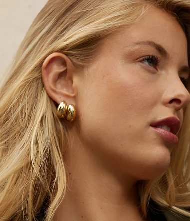 Zag Bijoux 24K Gold Plated Stainless Steel Surgical Earring/ SEM22091-01UNI