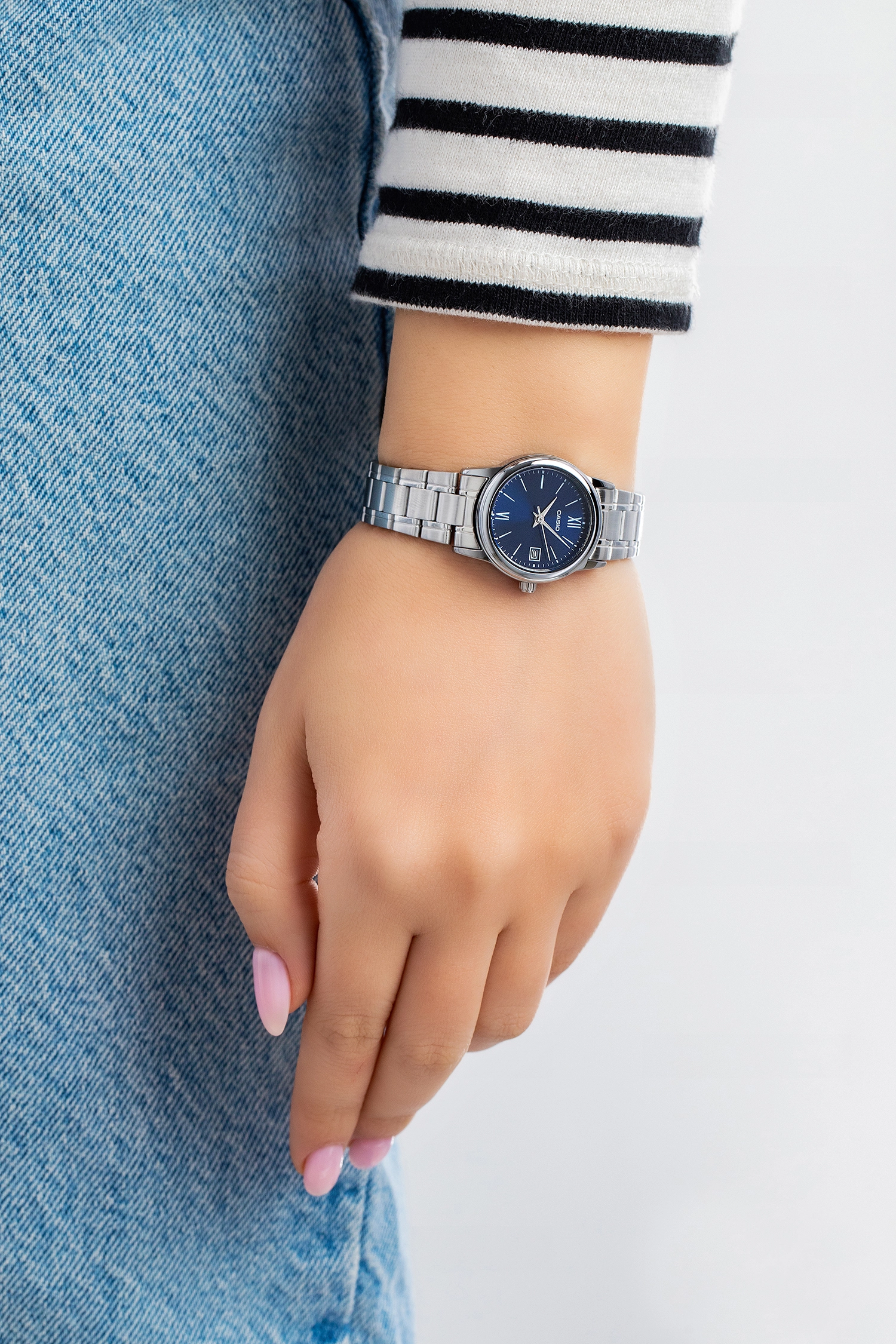 Casio General Ladies Wristwatch/ LTP-V002D-2B3UDF