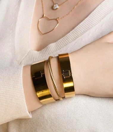 Zag Bijoux 24K Gold Plated Stainless Steel Surgical Bracelet/ SBJ22121-01UNI