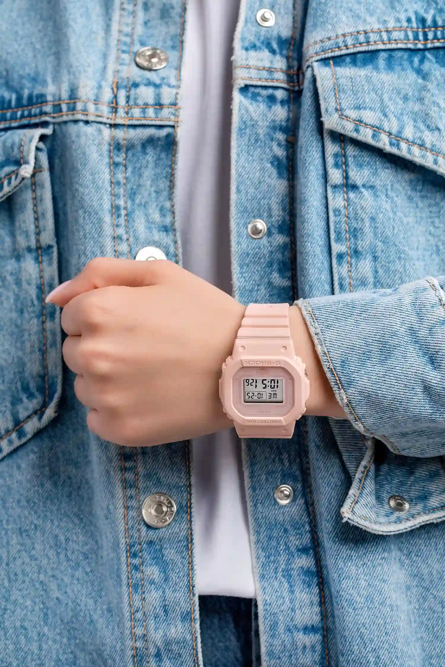 Casio G-Shock Ladies Wristwatch/ GMD-S5600BA-4DR