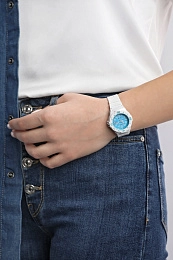 Casio General Ladies Wristwatch/ LRW-200H-2CVDF