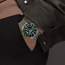 Seiko  Men's Automatic Wristwatch/ SSK035K1