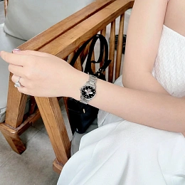 Gucci  Ladies  Wristwatch/ YA1265024 Switzerland