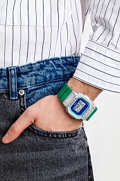 Casio G-Shock Unisex Wristwatch/ DW-5600EU-8A3DR